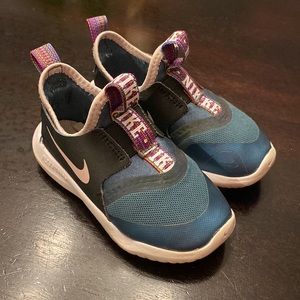 Nike Toddler Flex Runner Sneakers